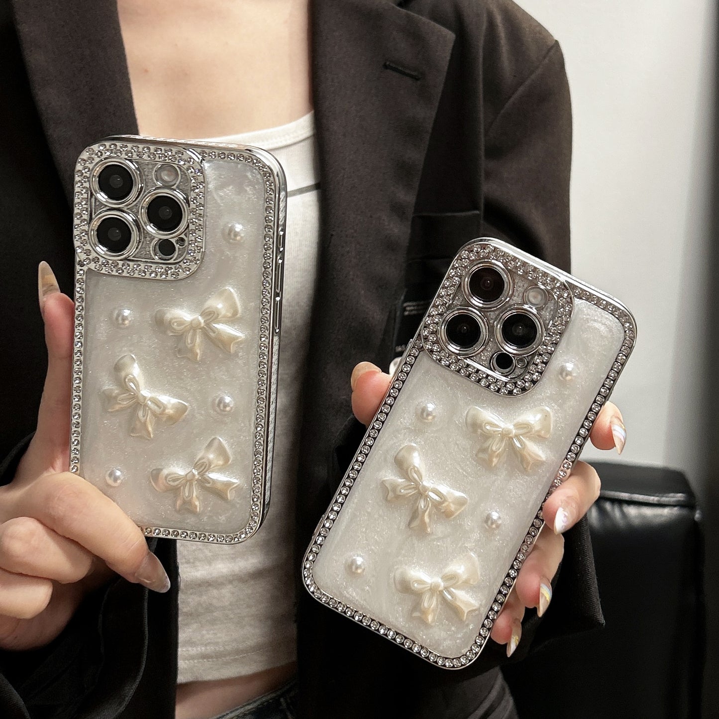 Pearl Bow iPhone Case – Diamond-Studded Design with Glossy Finish, Elegant Pearl Detailing, Luxury Protective Case for iPhone 16/15/14/13, Perfect Gift for Her